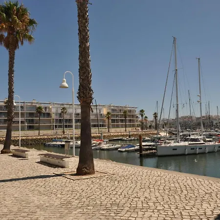 Apartment 1 Bedroom Ground Floor At The Marina De *